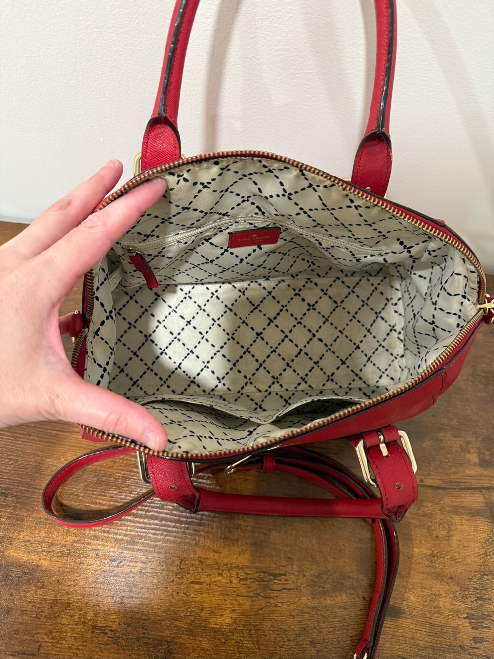 Kate Spade Cove Street Pillbox Red Leather Pippa Satchel Purse Handbag - Picture 6 of 11